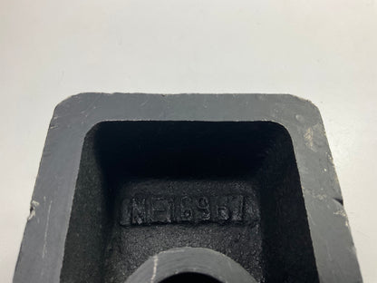 Automann ME16967 - Spacer Block 3-1/2'' For Mack 13QK244AP12