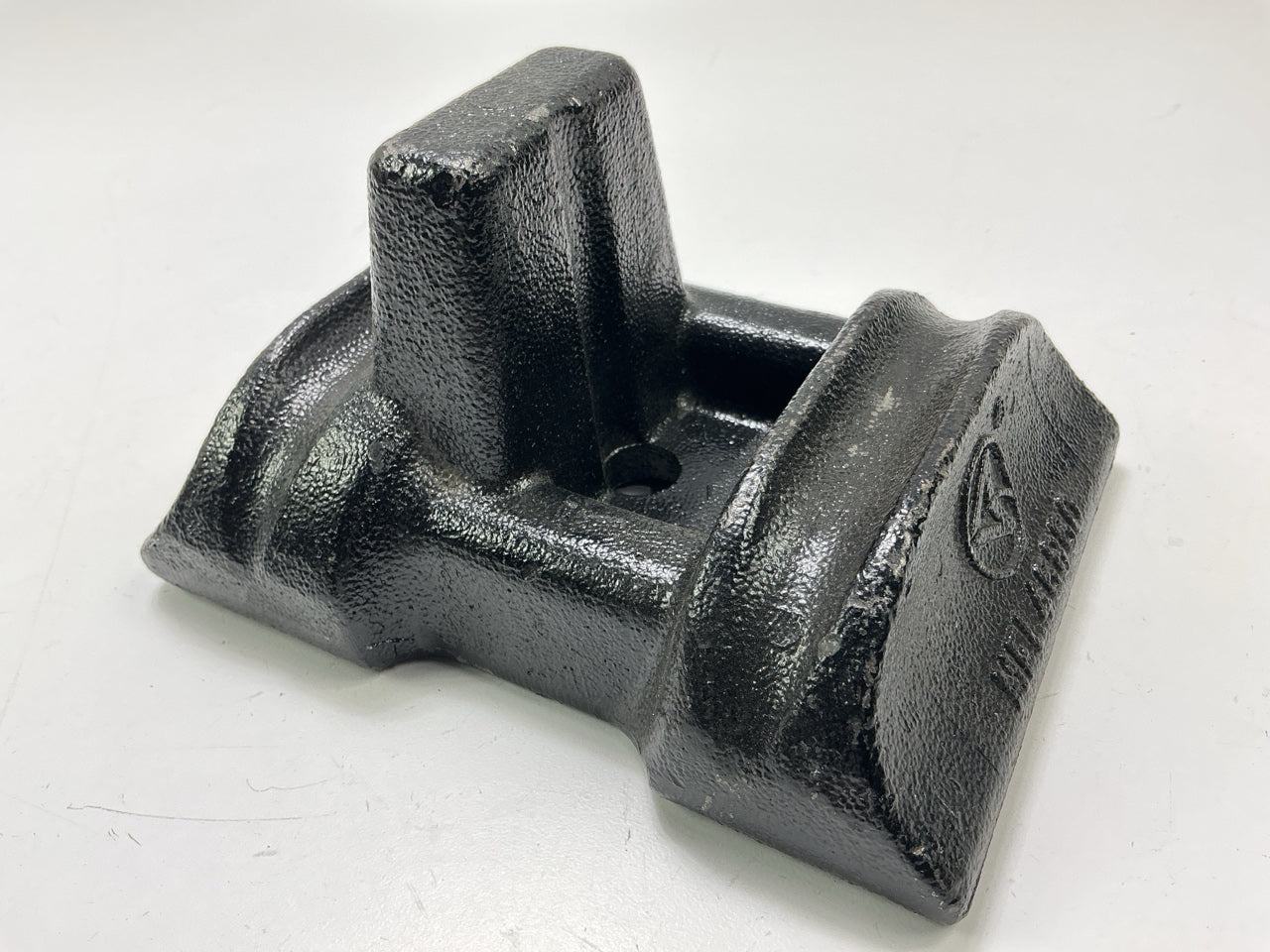 MFL46860 Axle Top Plate U Bolt Pad For Freightliner Cascadia Replaces 1614786000