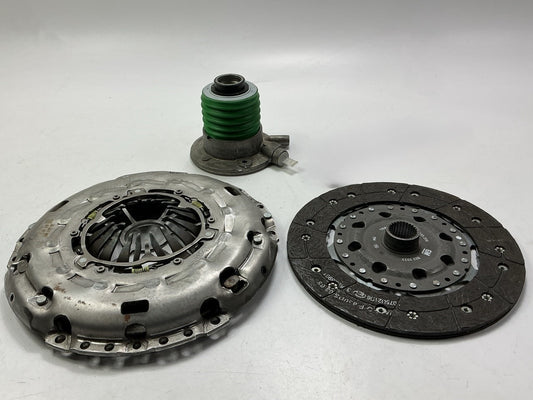 NEW UNBOXED OEM GM (LuK) MU72359-1 Clutch Kit - Missing Original Outer Box