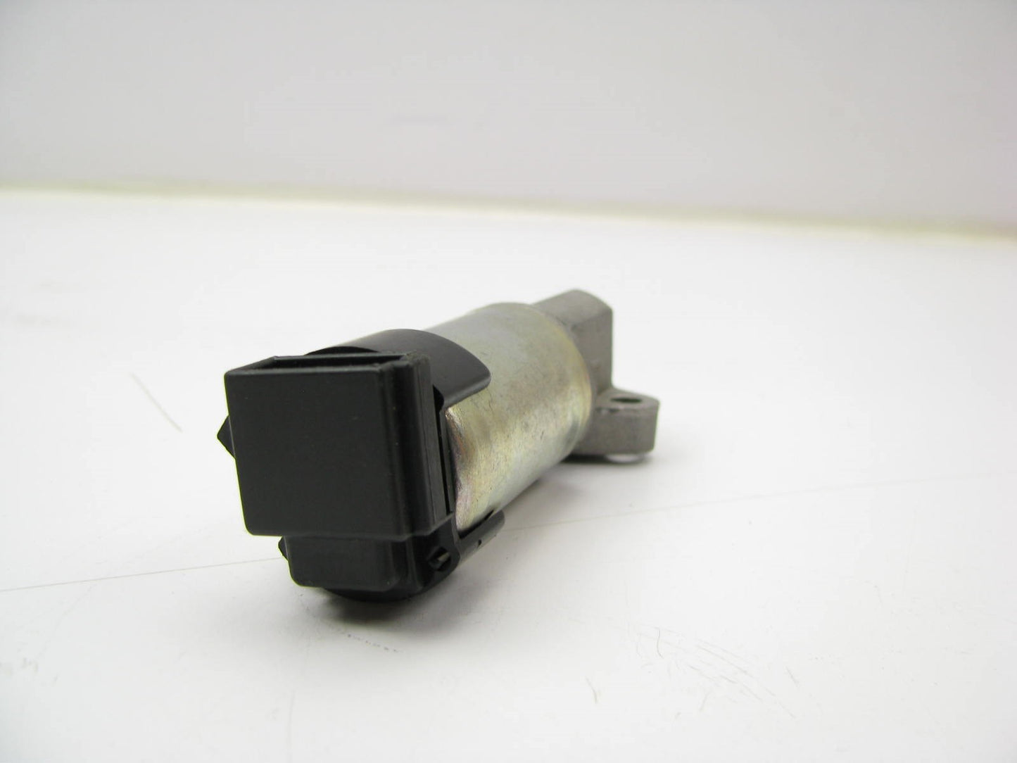 NEW - OUT OF BOX - MX33 Carburetor Mixture Control Solenoid