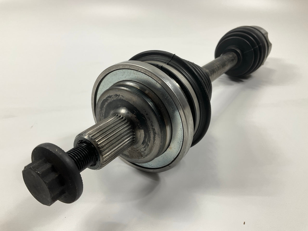 NEW UNBOXED NCV48507 Front Left CV Axle 2004-2005 Mercedes-Benz E320, 06-09 E350