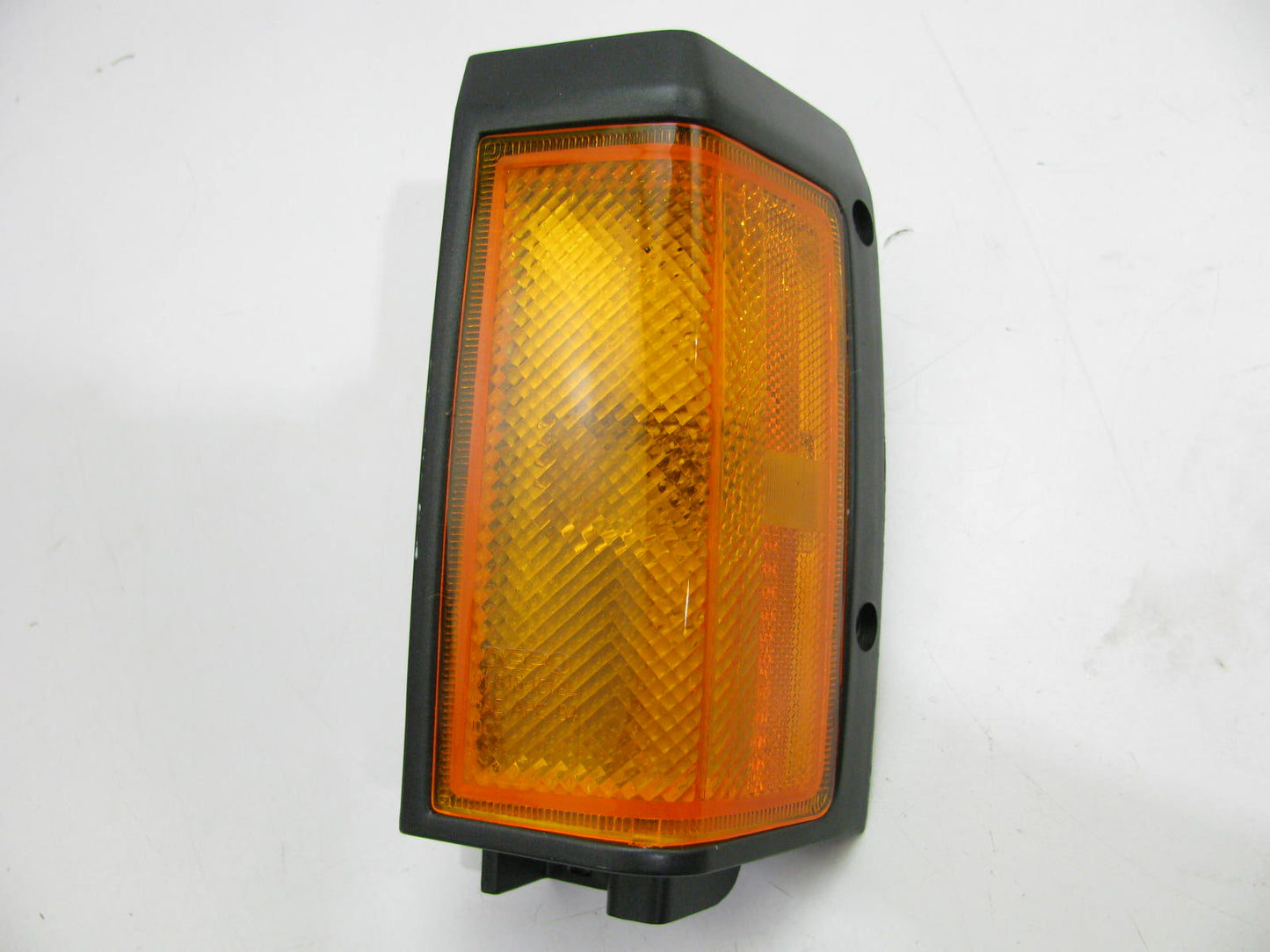 NEW AFTERMARKET For 1988-1989 Nissan D21 Hardbody LH Park Turn Light Side Lamp