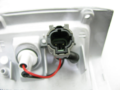 NEW AFTERMARKET For 1988-1989 Nissan D21 Hardbody LH Park Turn Light Side Lamp