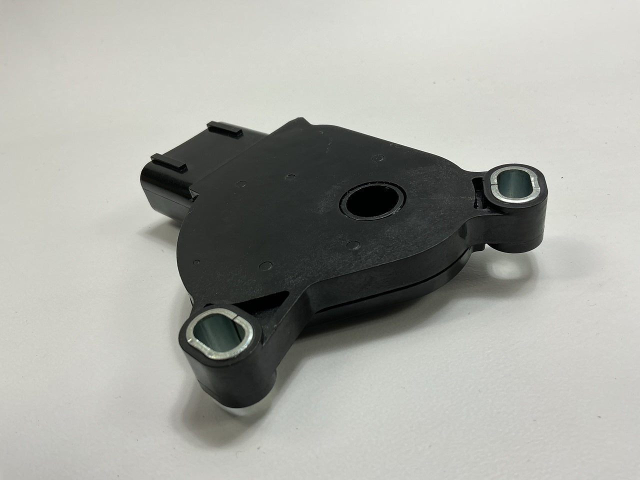 NEW - OUT OF BOX NS-134 Neutral Safety Switch