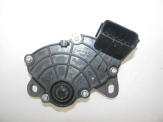 NEW - OUT OF BOX NS-298 Neutral Safety Switch For 03-07 Honda Accord 2005 Pilot