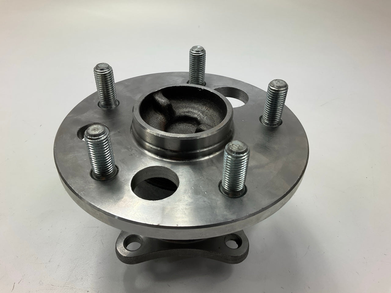 NEW - OUT OF BOX -  NT512009 Rear Wheel Hub Bearing