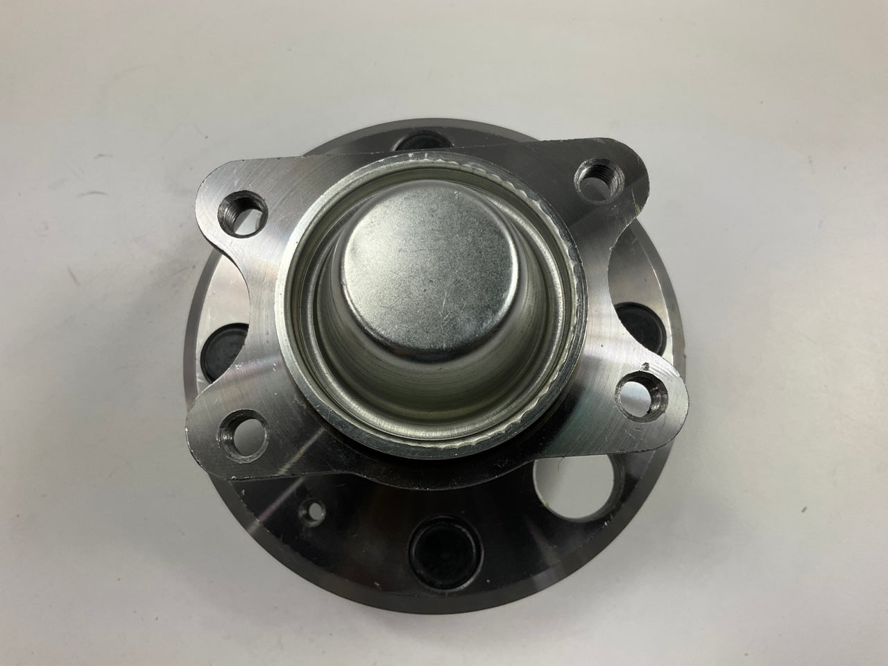 NEW - UNBOXED NT512191 Rear Wheel Bearing & Hub Assembly