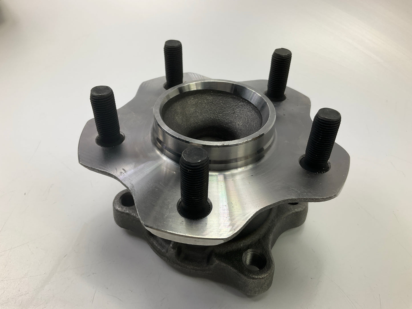 NEW - UNBOXED NT512201 Wheel Bearing And Hub Assembly, Rear