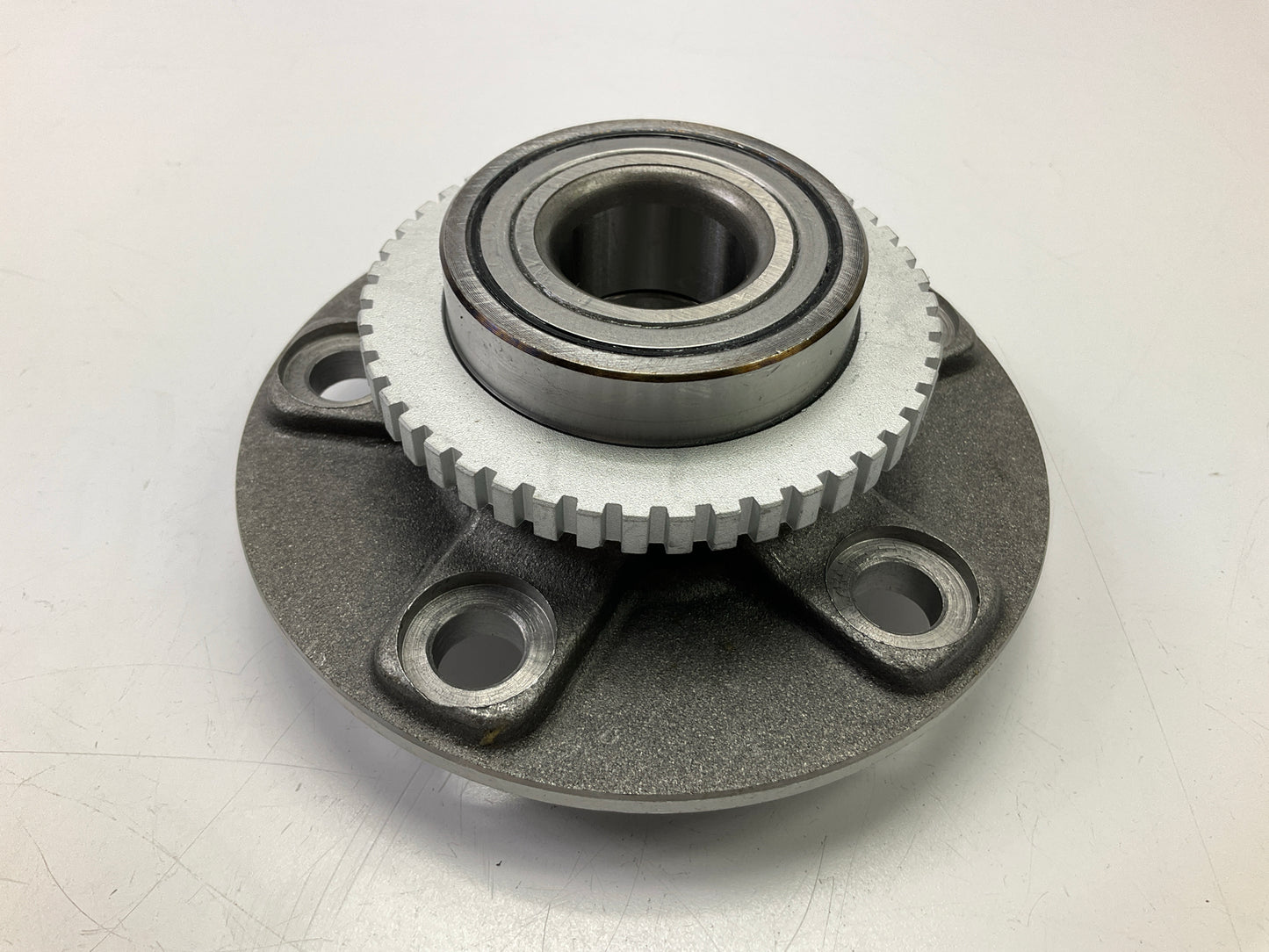 NEW - UNBOXED NT512203 Rear Wheel Bearing & Hub Assembly