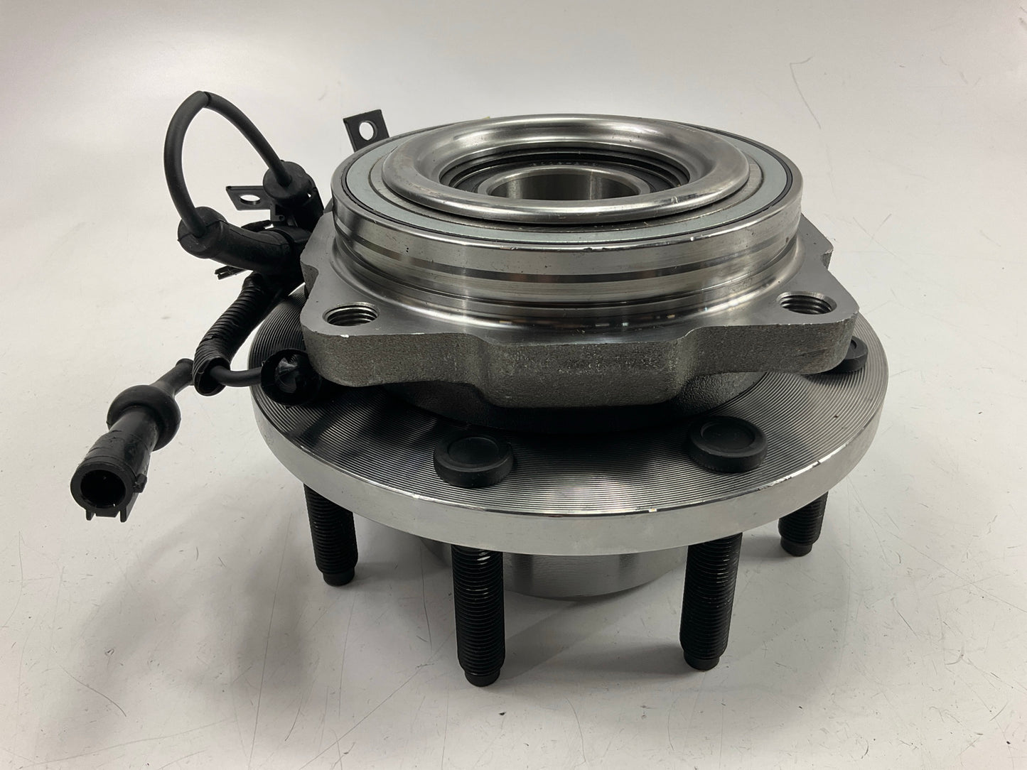 NT515081 Front Wheel Bearing And Hub For 2005-10 Ford F-250 F-350 - 4WD