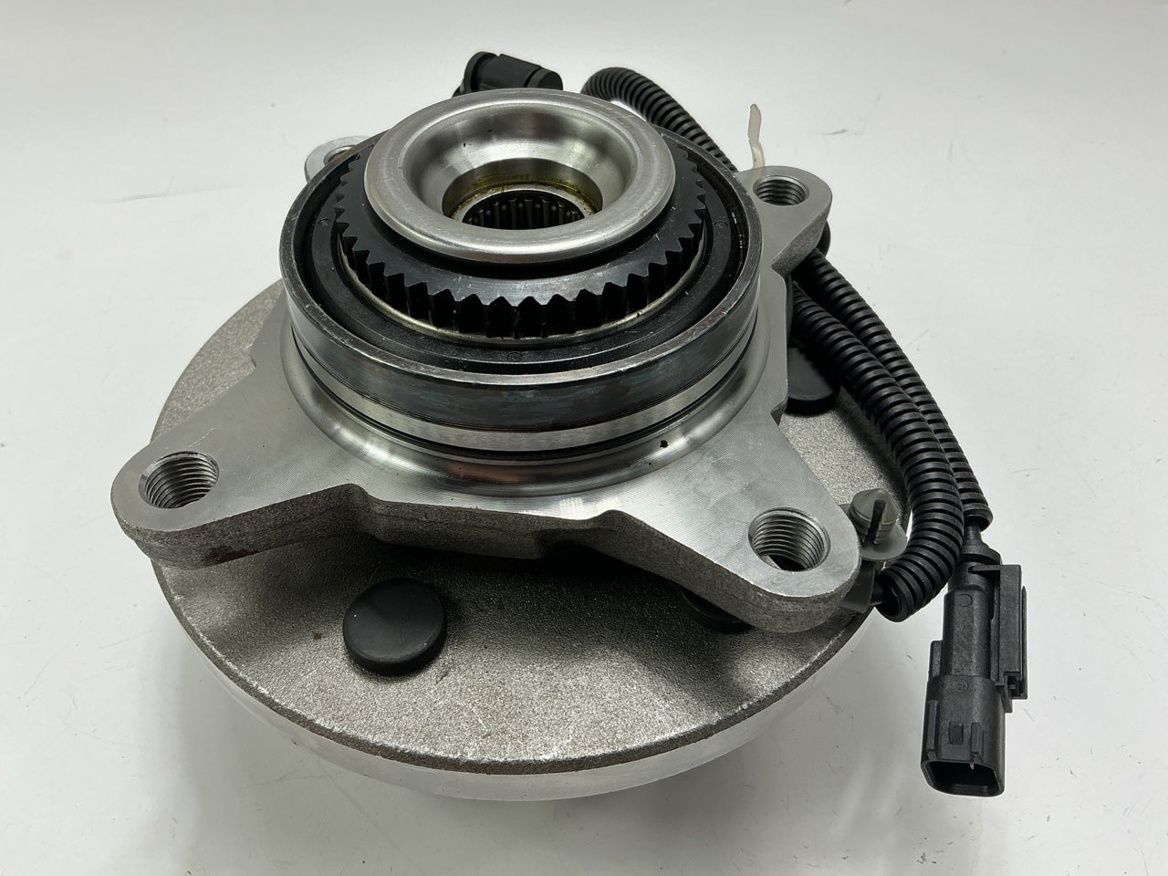 NEW UNBOXED CRS NT515142 Front 6-Lug Wheel Bearing