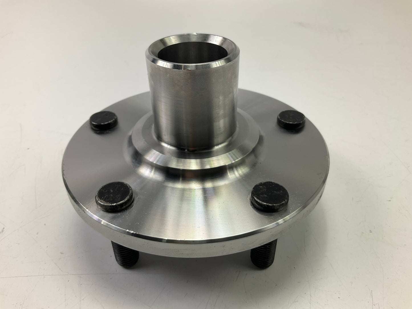NEW - OUT OF BOX NT518509 Front Wheel Hub