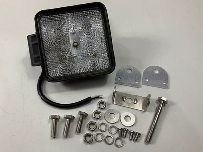 NEW UNBOXED Pilot NV700 4.25'' X 4.25'' Square Clear Lens Heavy Duty LED Work Lamp