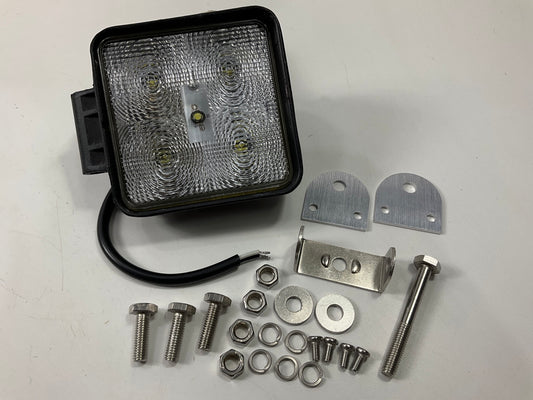 NEW UNBOXED Pilot NV700 4.25'' X 4.25'' Square Clear Lens Heavy Duty LED Work Lamp