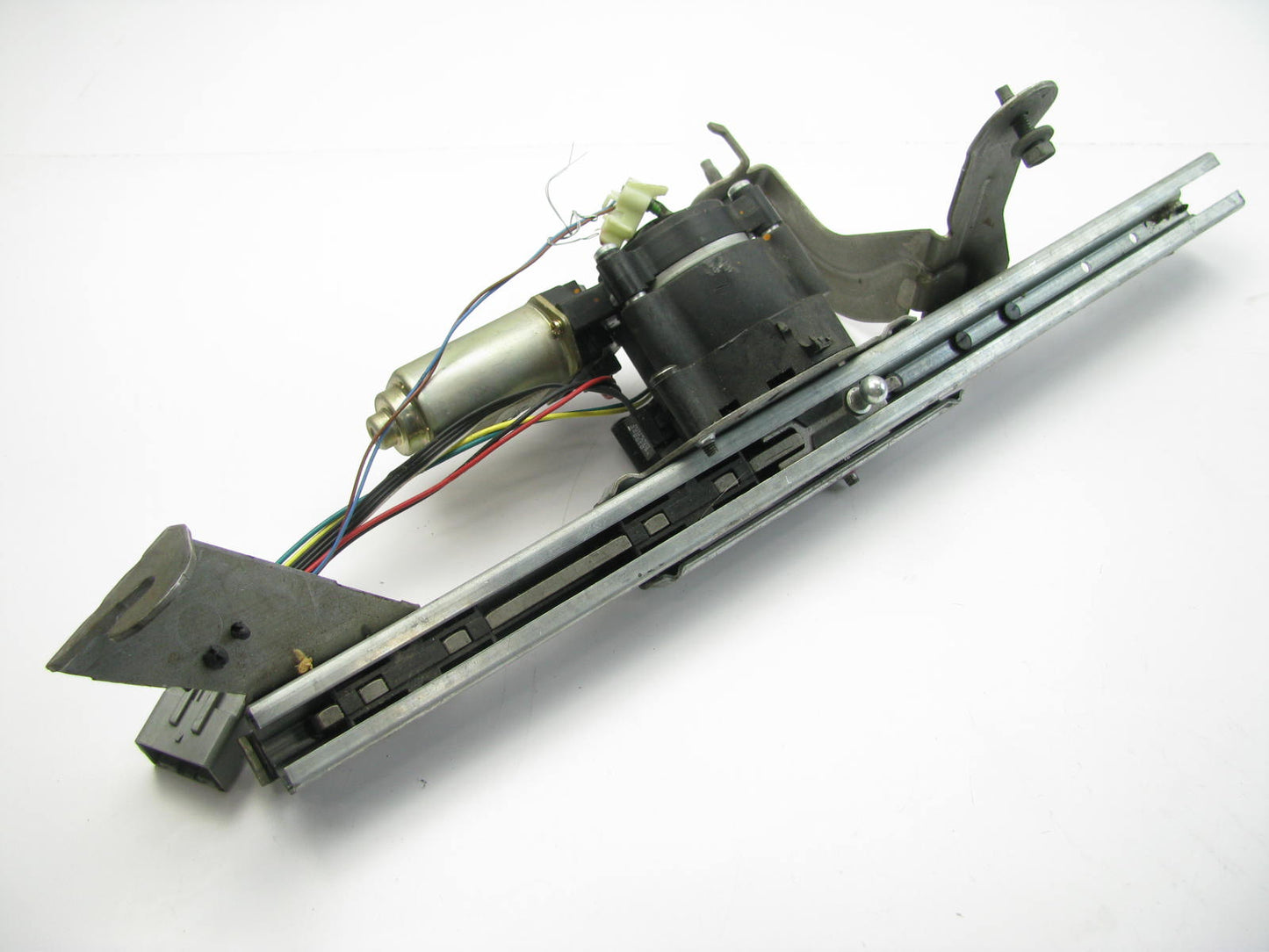 NEW - UNBOX - P05054004AF REAR Tailgate Power Lift Motor For 2004-2008 Pacifica