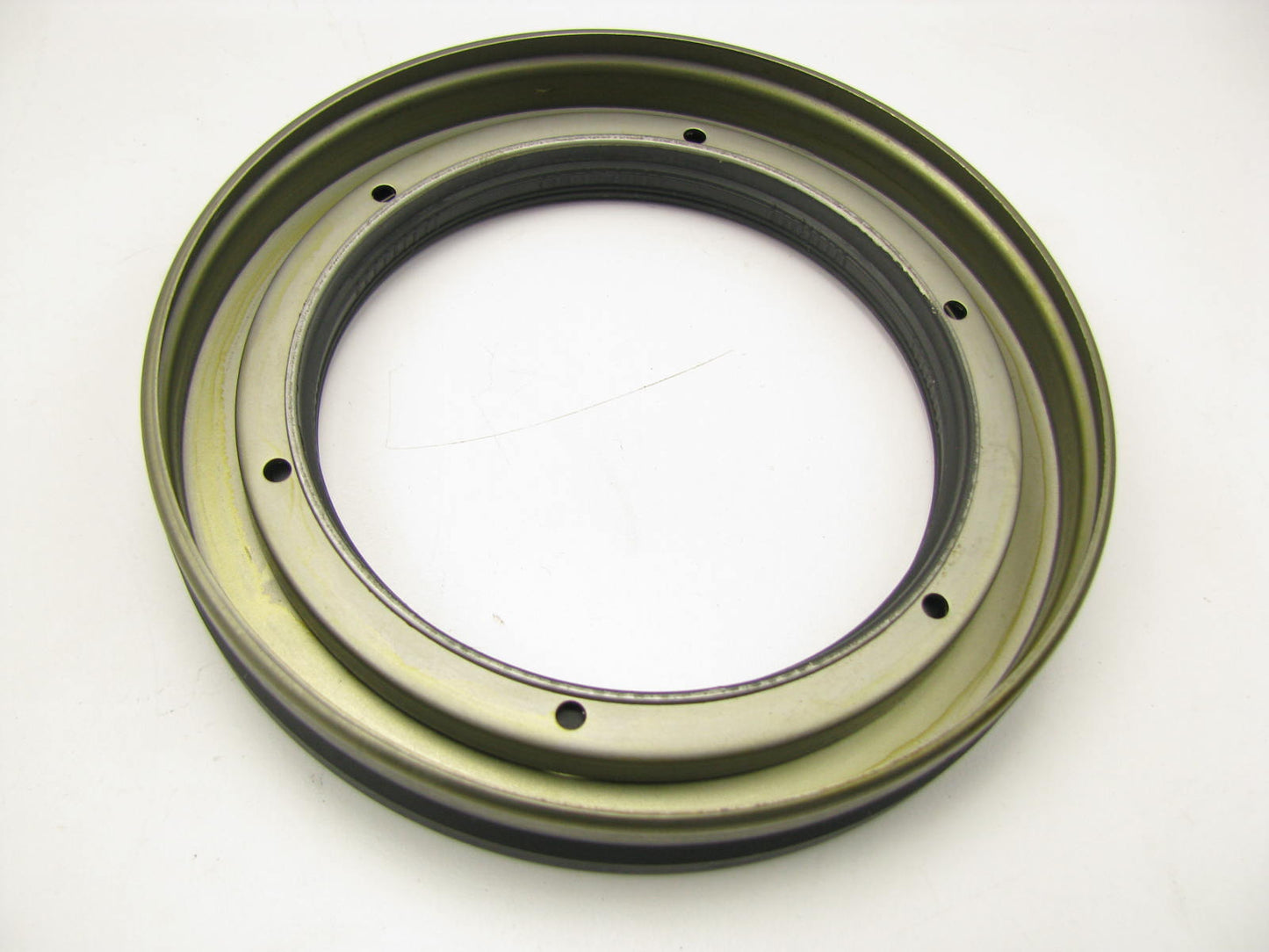 NEW UNBOXED P370023 Rear Inner Wheel Seal - 370023A 38776