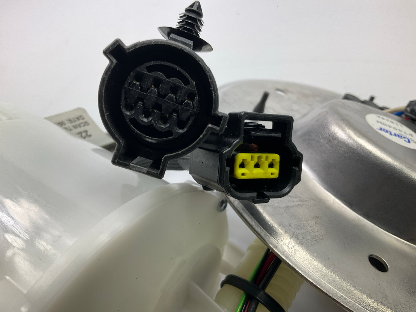 NEW - UNBOXED CARTER 74948M Electric Fuel Pump For 1998 Ford Mustang 3.8L-V6