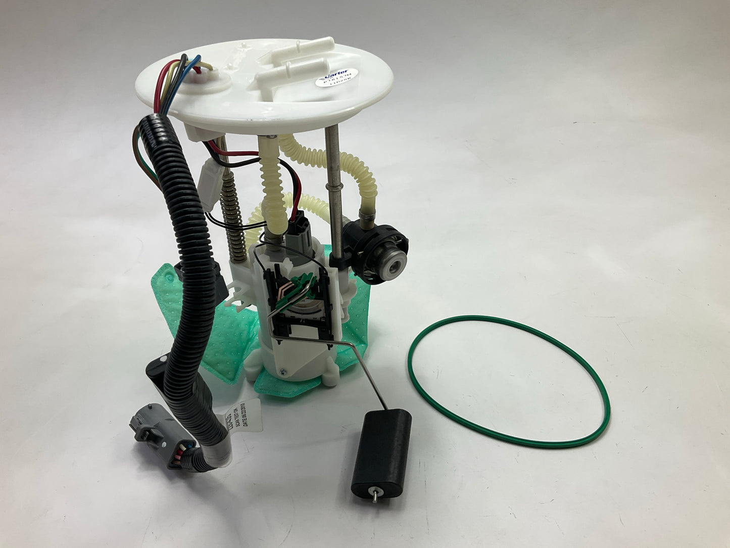 NEW UNBOXED CARTER P76157M Fuel Pump - 2003 Ford Explorer, Mountaineer