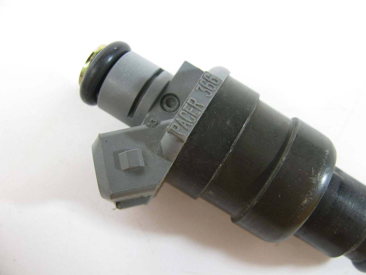 NEW - OUT OF BOX PACER366 Fuel Injector