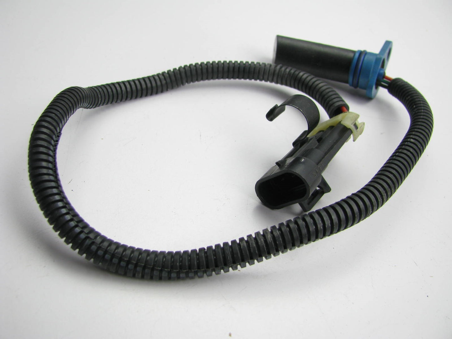 NEW - OUT OF BOX - PC111 Camshaft Position Sensor 94-99 GM 3.1L 3.4L V6
