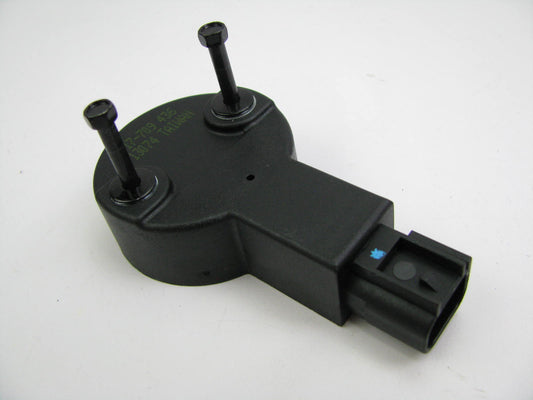 NEW - OUT OF BOX STANDARD PC321 Engine Camshaft Cam Position Sensor