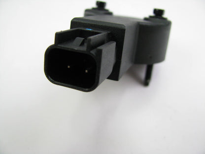 NEW - OUT OF BOX STANDARD PC321 Engine Camshaft Cam Position Sensor