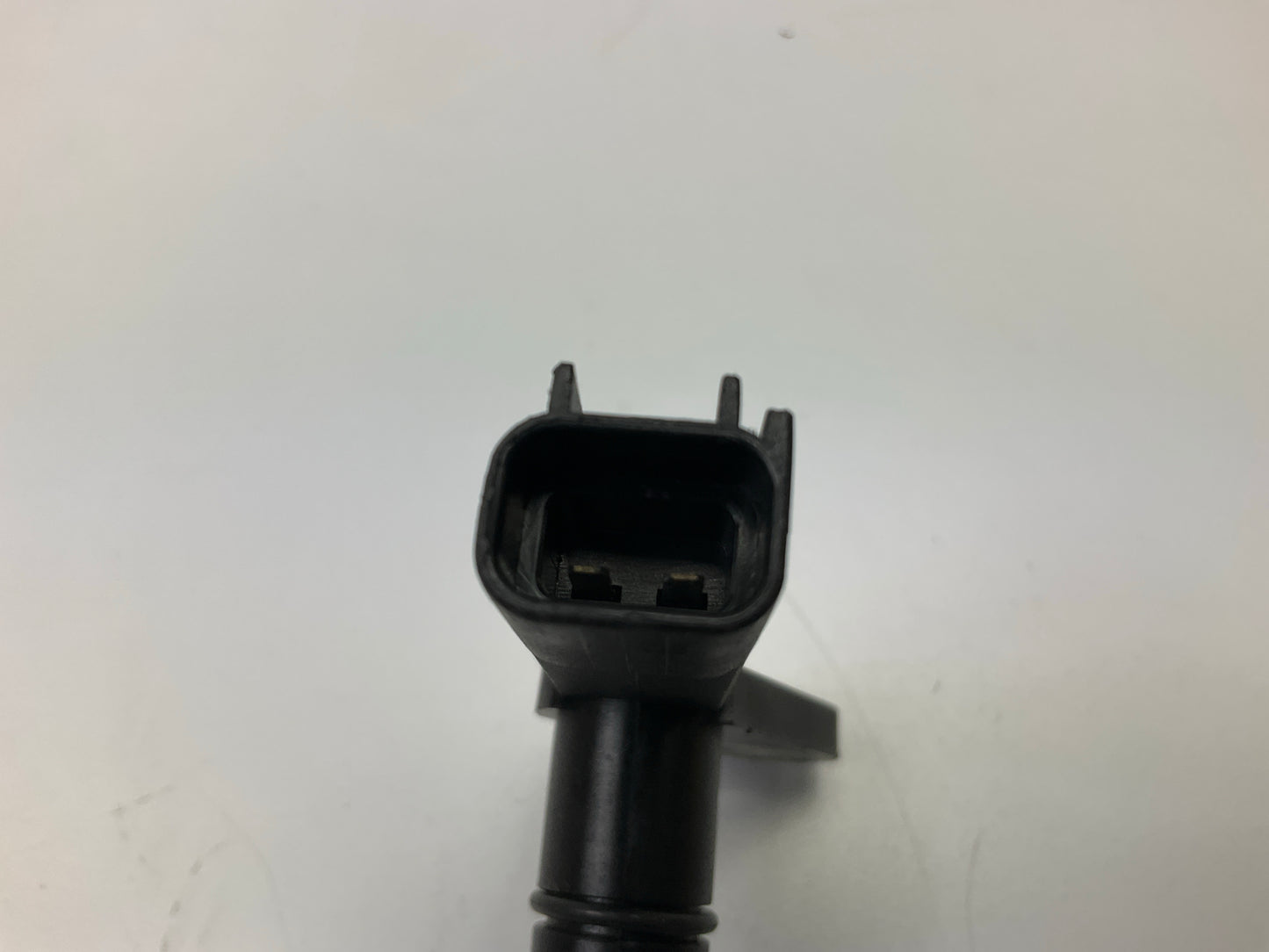 NEW - OUT OF BOX PC353 Engine Camshaft Position Sensor