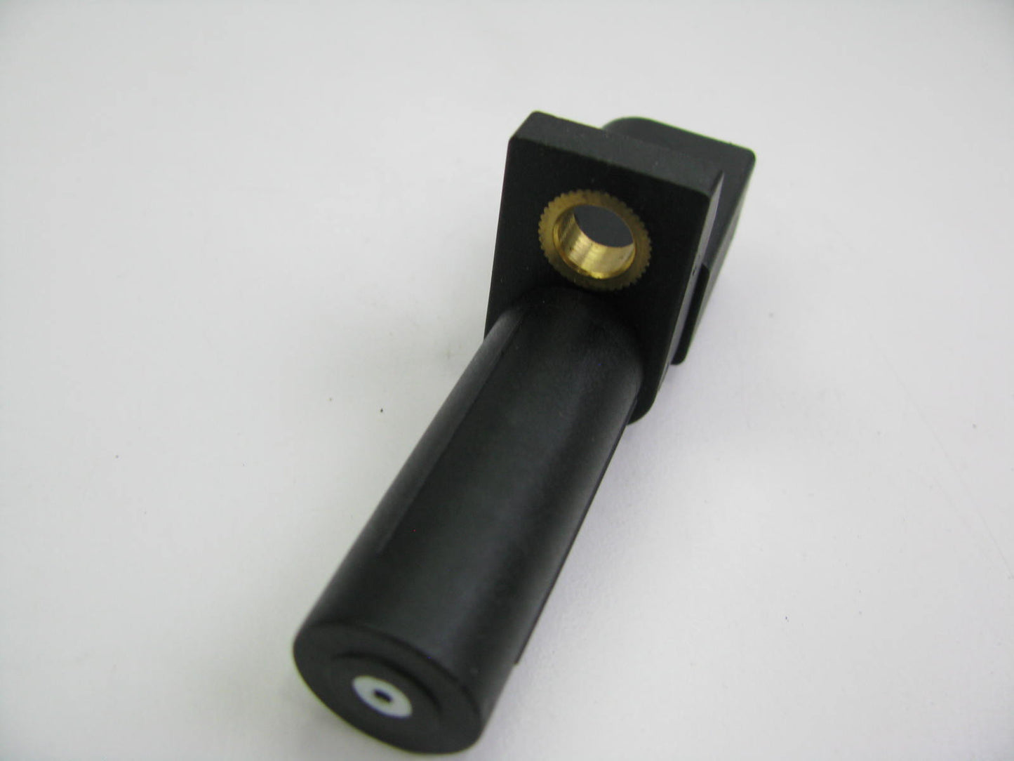 NEW - OUT OF BOX PC456 Engine Crankshaft Position Sensor - 0031539528