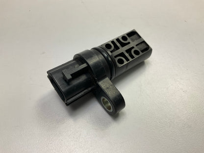 NEW - OUT OF BOX PC460 Engine Camshaft Position Sensor