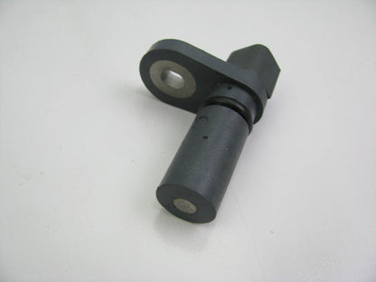 NEW - OUT OF BOX STANDARD PC465T Engine Camshaft Position Sensor