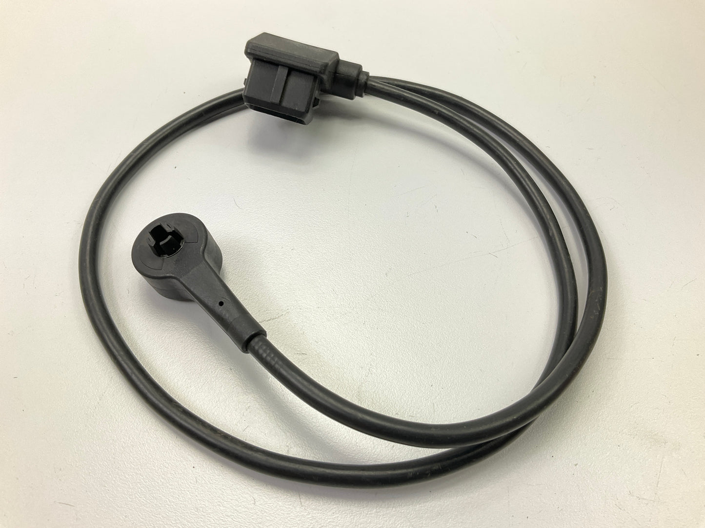 NEW - OUT OF BOX PC517 Engine Crankshaft Position Sensor
