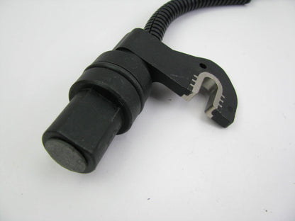 New Out Of Box Engine Camshaft Position Sensor PC59
