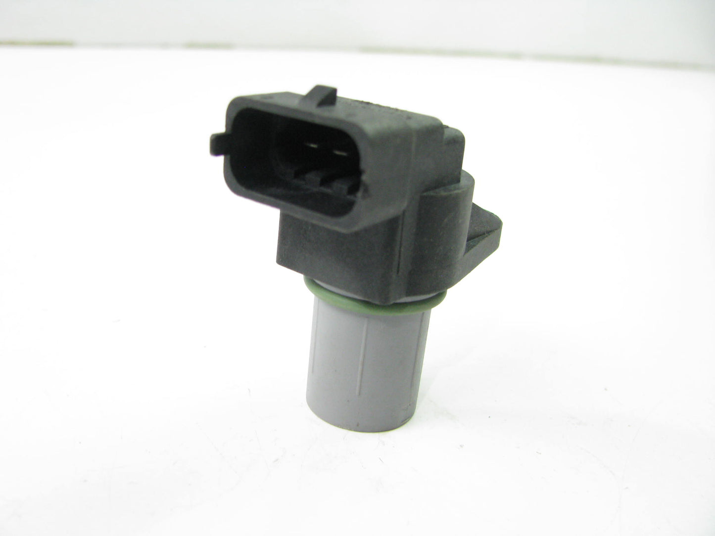 NEW - OUT OF BOX PC625 Right Engine Camshaft Position Sensor