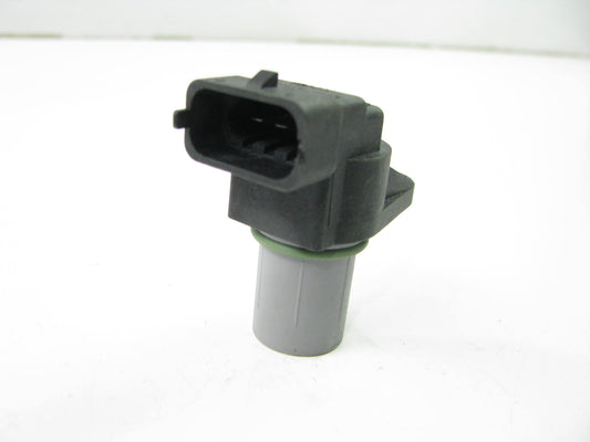 NEW - OUT OF BOX PC625 Right Engine Camshaft Position Sensor