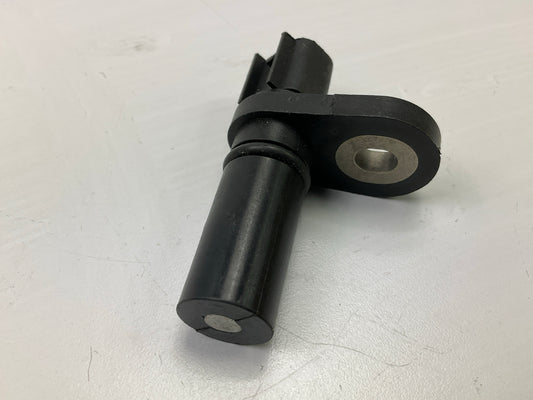 NEW - OUT OF BOX PC643 Engine Camshaft Position Sensor