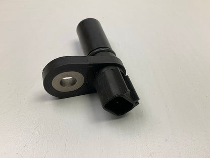 NEW - OUT OF BOX PC643 Engine Camshaft Position Sensor
