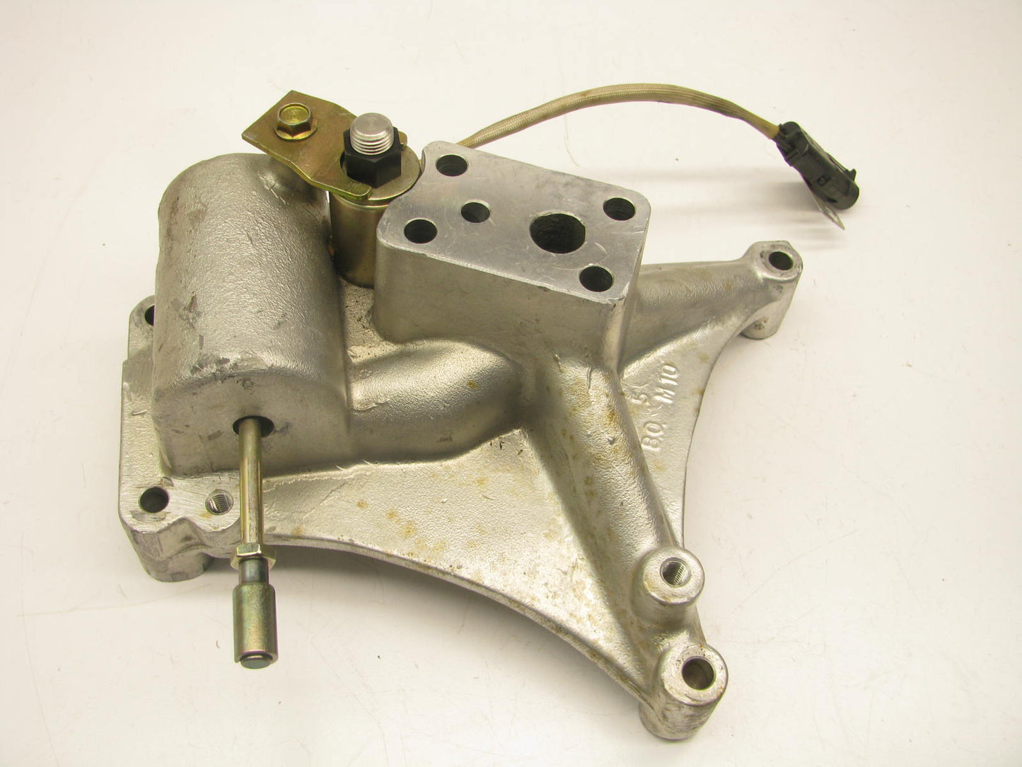 USED - Genuine OEM 94-97 Ford F-Series 7.3L Powerstroke Diesel Turbo Pedestal