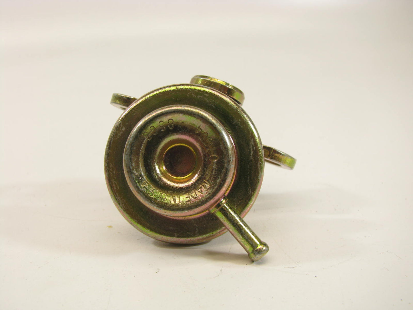 NEW - Out Of Box PR212 Fuel Injection Pressure Regulator 1995-99 Mitsubishi 2.0L