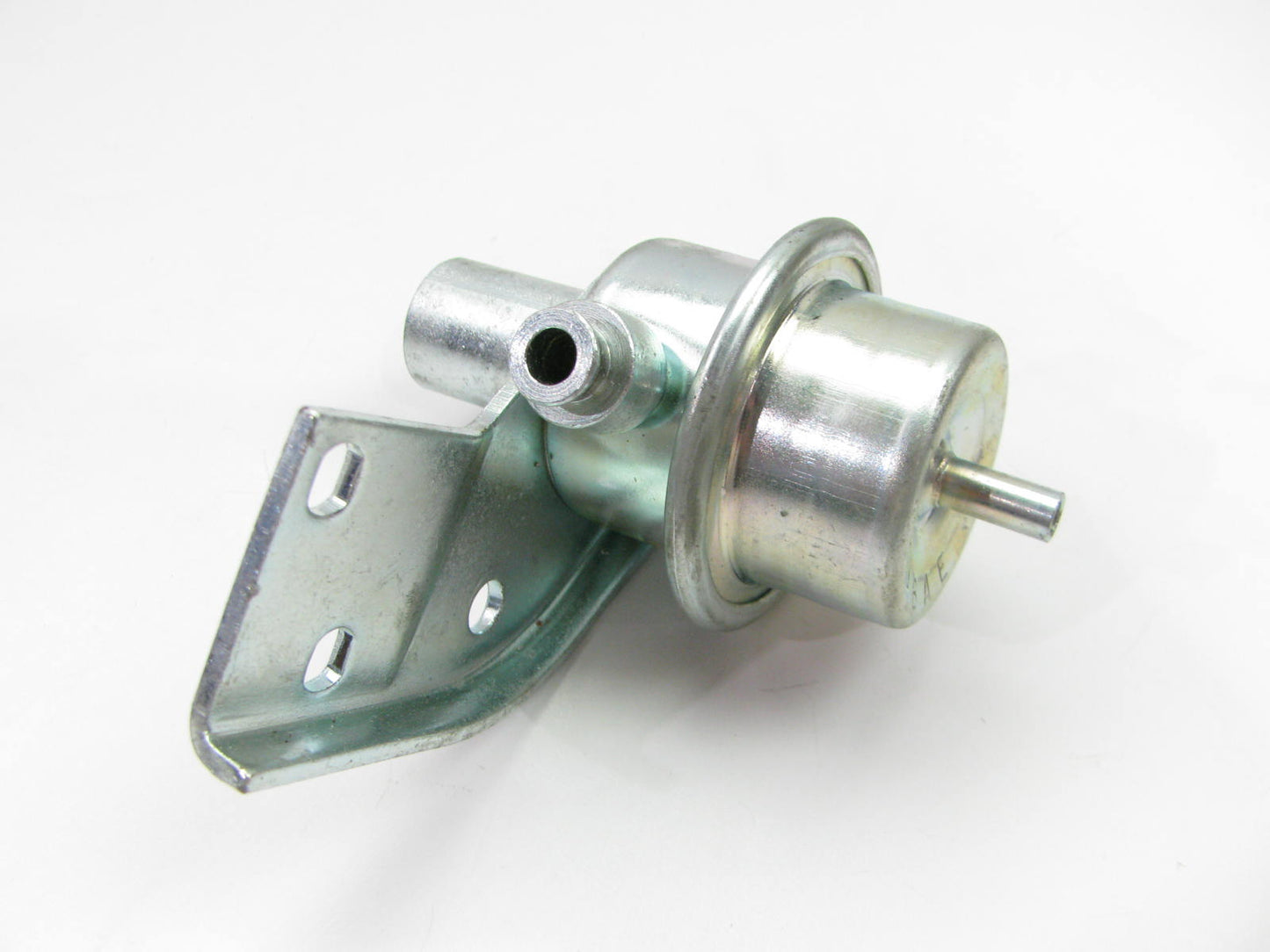 NEW UNBOXED PR21 Fuel Pressure Regulator For 1987-90 Jeep 4.0L - COLOR MAY VARY