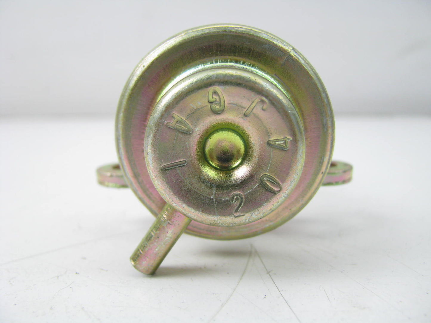 NEW - OUT OF BOX - PR28 Fuel Injection Pressure Regulator 1988-1992 Mazda 2.2L