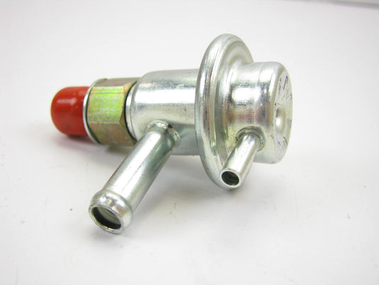 NEW UNBOXED PR29 Fuel Pressure Regulator For 1984-1988 Mazda RX-7