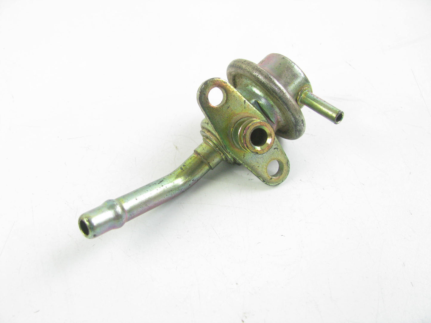 NEW - OUT OF BOX - OEM JECS PR54 Fuel Pressure Regulator A44-000U31