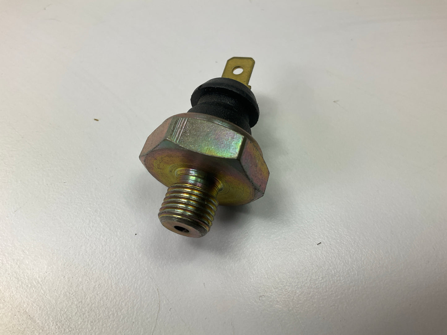 NEW - UNBOXED PS-177 Engine Oil Pressure Sender Sensor Switch