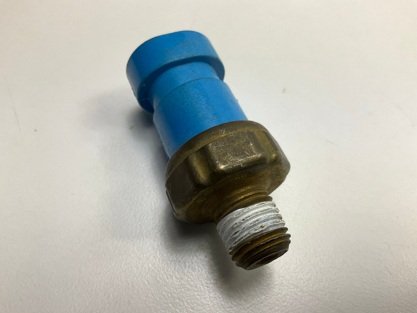 NEW - OUT OF BOX PS-209 Engine Oil Pressure Sender Sensor Switch