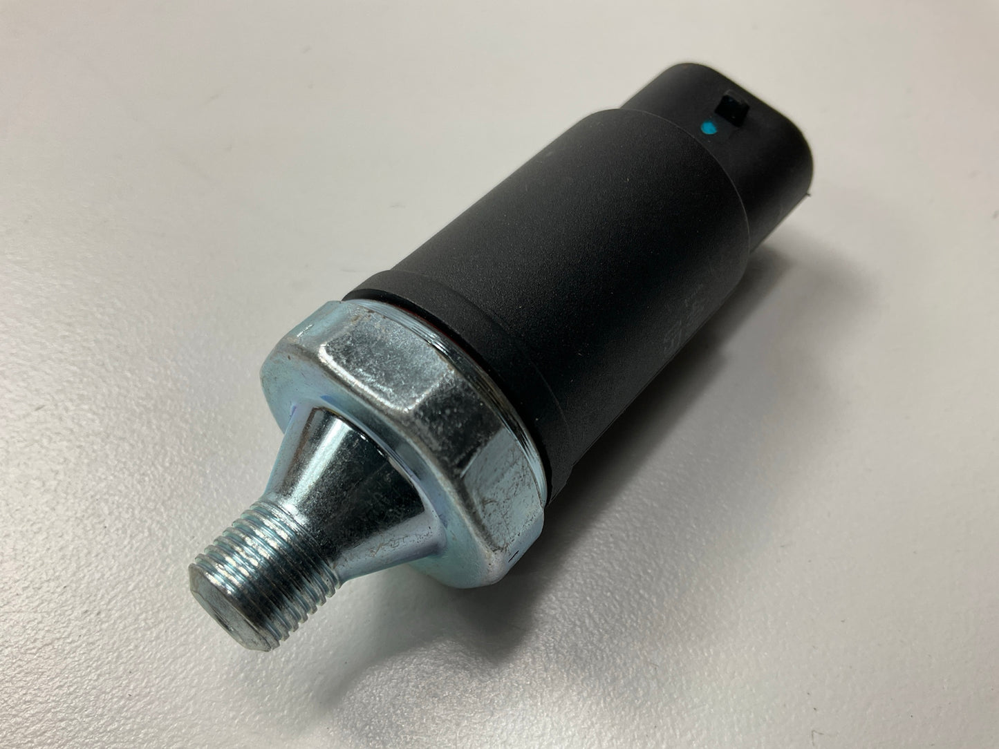 NEW - OUT OF BOX PS-284 Oil Pressure Sender Switch Sensor