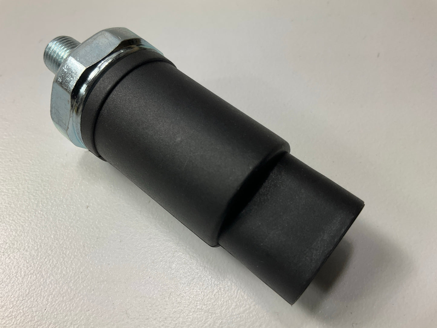 NEW - OUT OF BOX PS-284 Oil Pressure Sender Switch Sensor