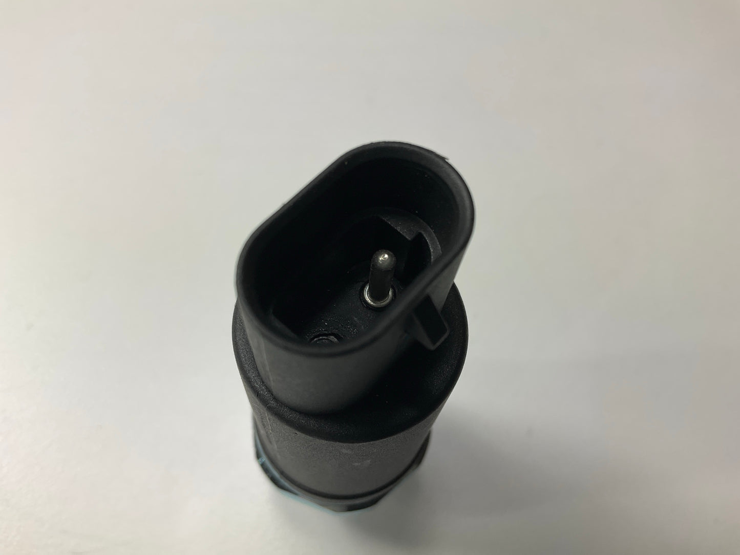 NEW - OUT OF BOX PS-284 Oil Pressure Sender Switch Sensor