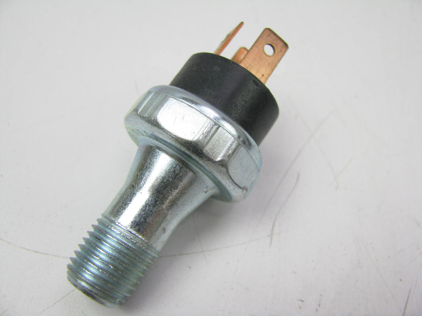 NEW - OUT OF BOX - PS148 Engine Oil Pressure Sender Switch