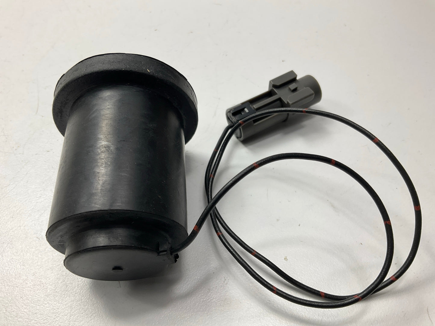 NEW - UNBOXED PS195 Engine Oil Pressure Sender Sensor Switch