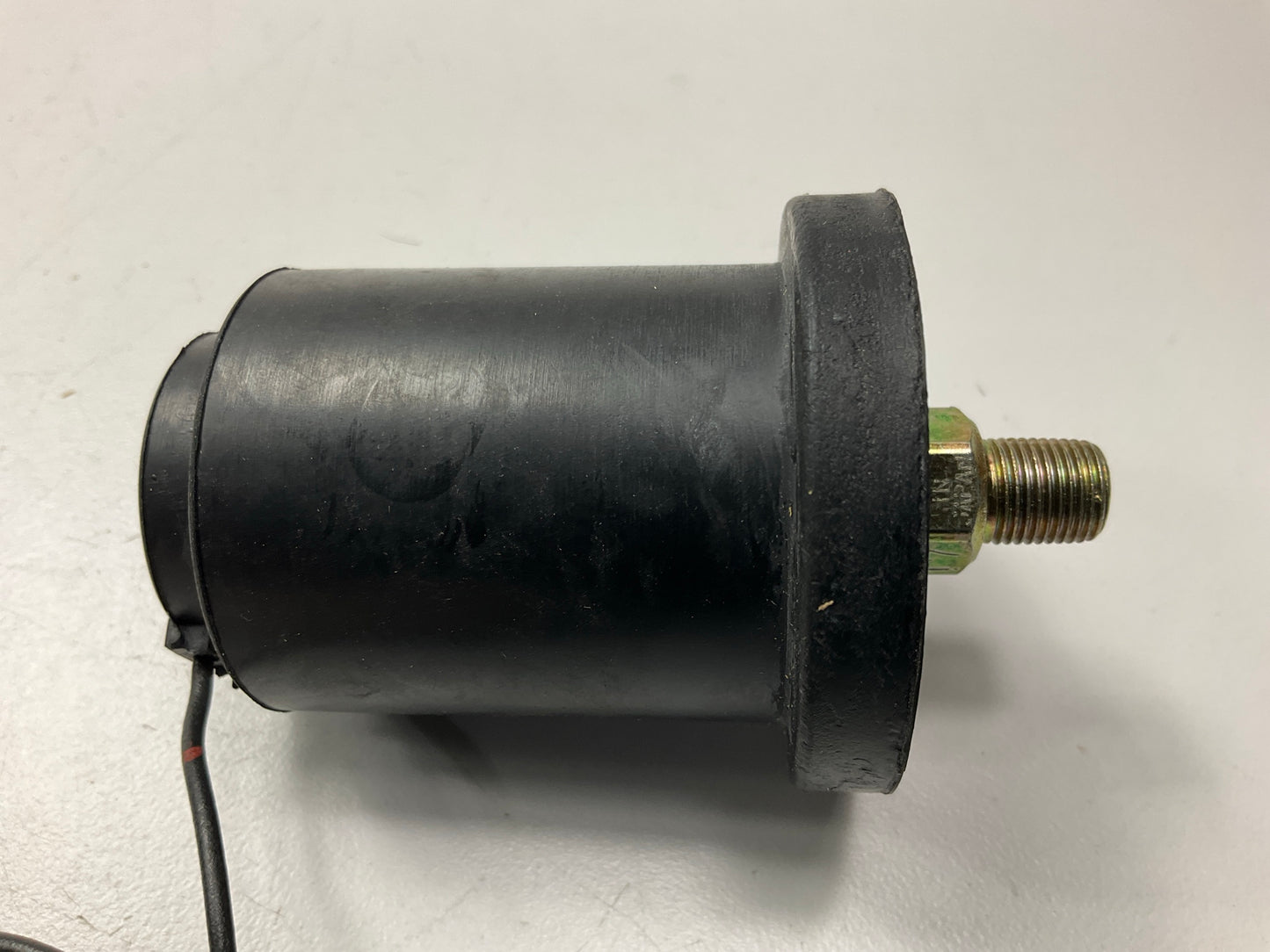 NEW - UNBOXED PS195 Engine Oil Pressure Sender Sensor Switch